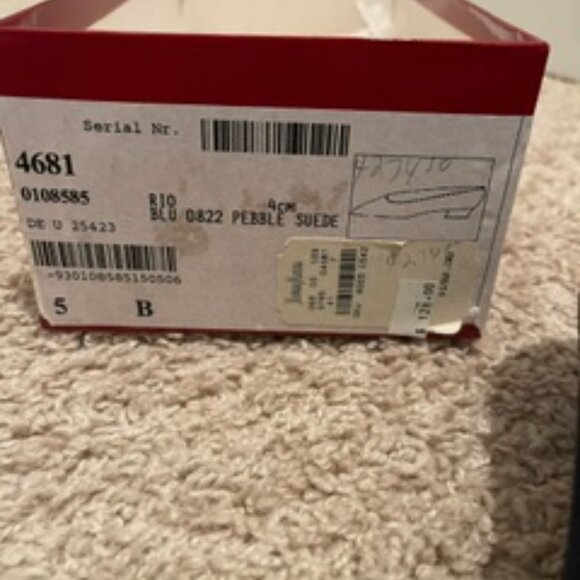 Salvatore Ferragamo Black Pebble Loafers, Size 5 - Picture 2 of 2